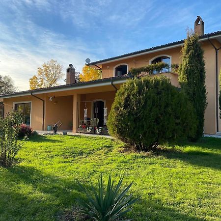Bed & Breakfast Le Piagge Scurcola Marsicana Kültér fotó